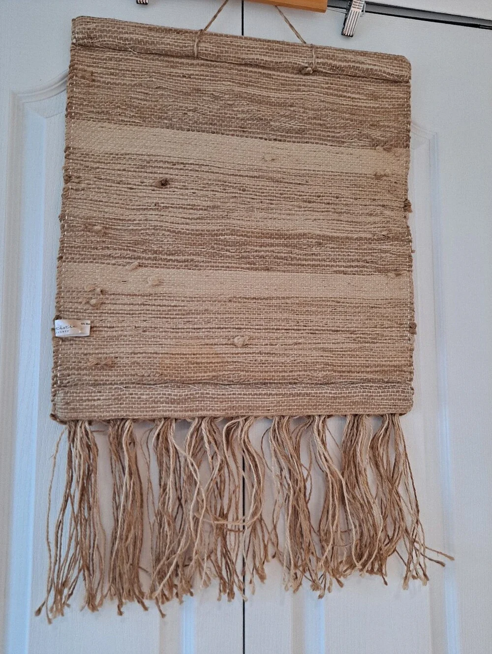Artistic Accents wall details tuft